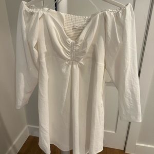 White off the shoulder elegant dress
